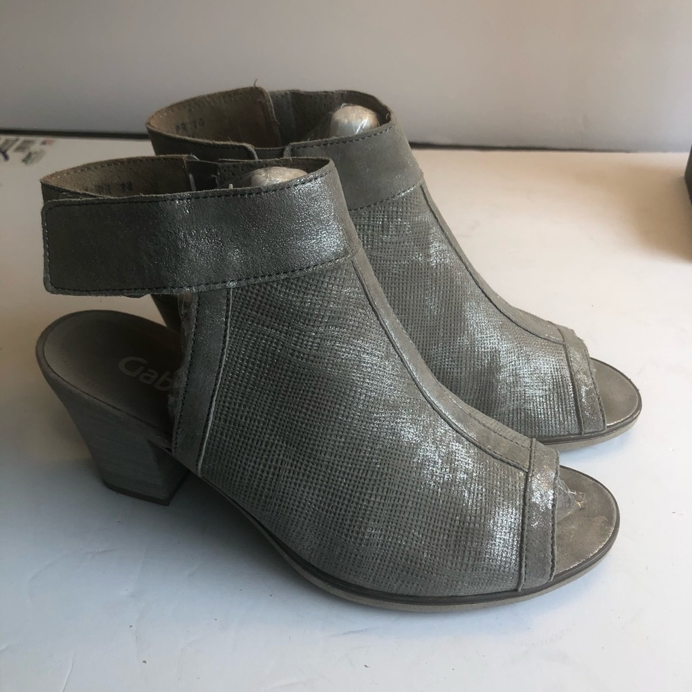 Gabor - Open Toed Silver Bootie. Woman’s -Size 5